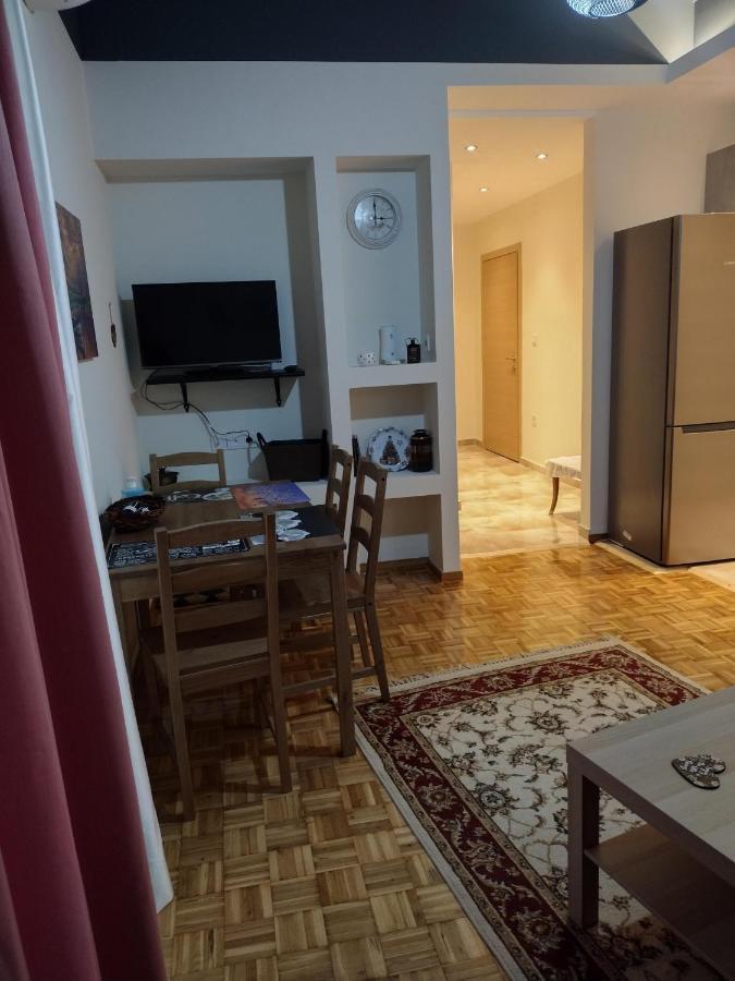 Apartment Center *